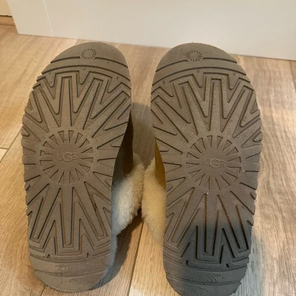 UGG Disquette Slippers Chestnut - Picture 5 of 6